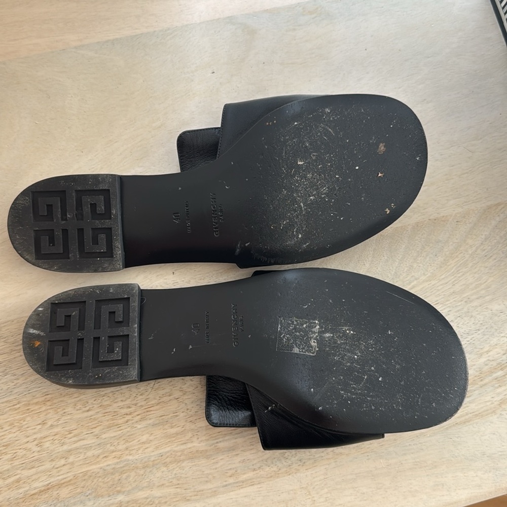 Givenchy 4G Flat Sandals in silver and Black size 40 or 10 - Picture 2 of 4